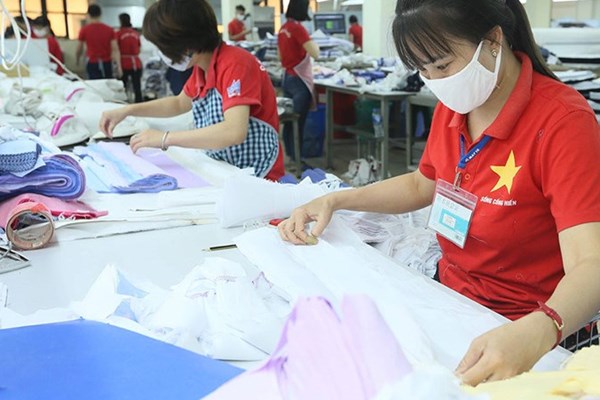 Tái thiết kinh tế trong bối cảnh mới: “Vượt bão” Covid-19 từ góc độ văn hóa - Anh 2