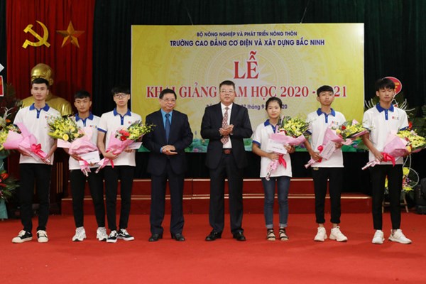Thanh niên không còn trăn trở với quyết định học nghề - Anh 2