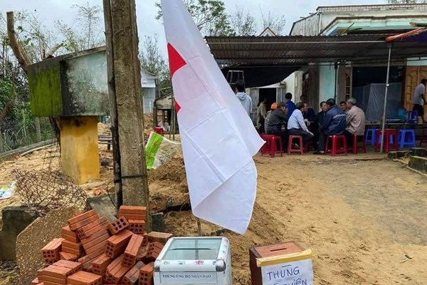 Quảng Nam: 5 người trong một gia đình nhập viện do ngộ độc khí CO - Anh 1