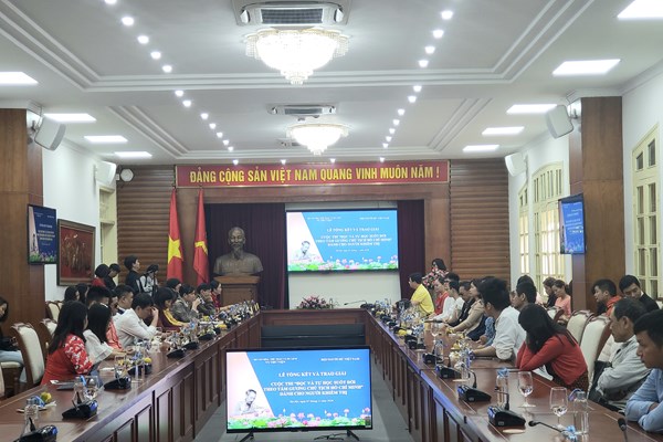 Tổng kết cuộc thi “Đọc và tự học suốt đời theo tấm gương Chủ tịch Hồ Chí Minh” - Anh 1