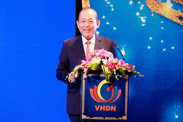 Chìa khóa giúp doanh nghiệp “vượt bão” Covid-19: Văn hóa kinh doanh là yếu tố sống còn - Anh 1
