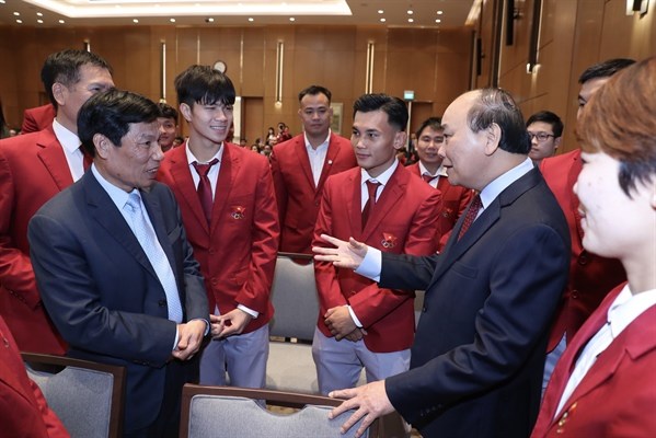 Bộ trưởng Nguyễn Ngọc Thiện: Các phong trào thi đua đi vào thực chất, mang lại hiệu quả rất thiết thực - Anh 1