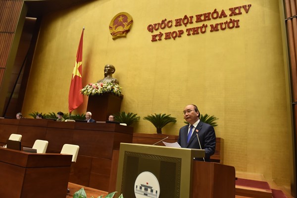 Thủ tướng Nguyễn Xuân Phúc: Sẽ trình Quốc hội ưu tiên hơn nữa nguồn lực để phát triển văn hóa - Anh 1