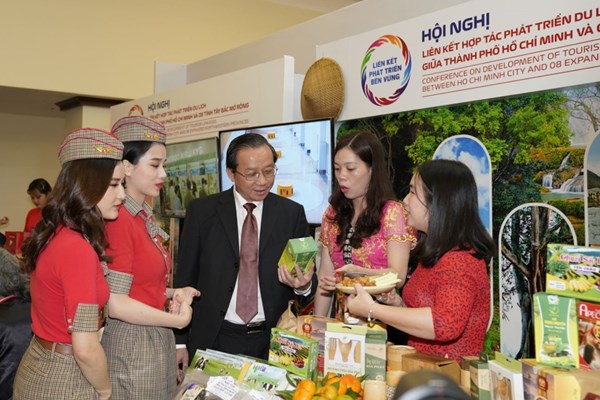 Vietjet cùng liên kết du lịch TP.HCM với Tây Bắc, Đông Bắc và miền Trung - Anh 4
