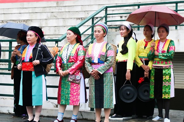 Tuần “Đại đoàn kết các dân tộc - Di sản Văn hóa Việt Nam”: Đội mưa tập luyện trước 