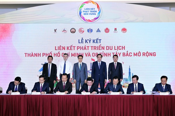 Liên kết hợp tác phát triển du lịch giữa TP.HCM và 8 tỉnh Tây Bắc mở rộng năm 2020: Tạo thành sức mạnh tổng hợp - Anh 2