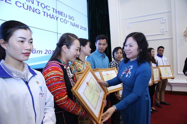 Tâm tư của thầy cô giáo người dân tộc thiểu số đang giảng dạy ở vùng sâu vùng xa - Anh 2