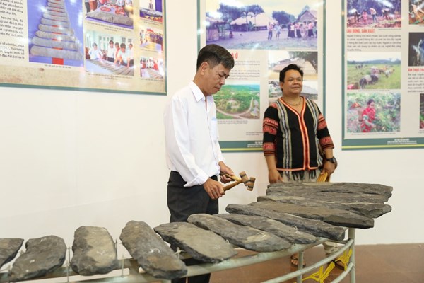 Khai mạc Triển lãm Du lịch qua các miền Di sản văn hóa Việt Nam 2020 - Anh 4