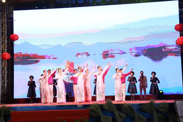 Khai mạc Triển lãm Du lịch qua các miền Di sản văn hóa Việt Nam 2020 - Anh 3