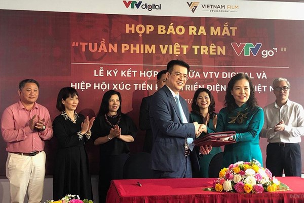 Phim điện ảnh kinh điển Việt “chạy