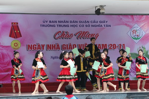Truyền thống hiếu học qua ngày Nhà giáo Việt Nam - Anh 2