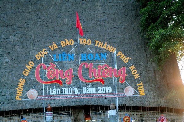 Không gian văn hóa cồng chiêng vang lên từ trường học - Anh 1