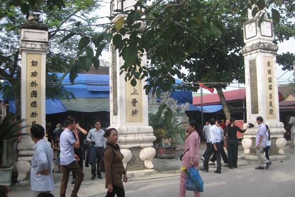 Chống tham nhũng​​​​​​​ là làm công đức cho Đền - Anh 1