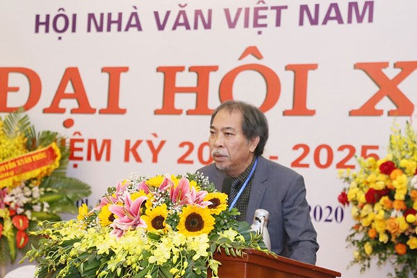Các nhà văn Việt Nam hãy đáp ứng sự mong đợi của độc giả bằng những tác phẩm hay - Anh 2