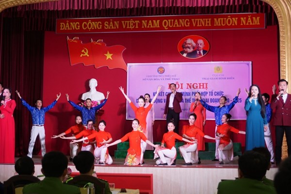 Thừa Thiên Huế: Phối hợp tổ chức các chương trình giữa ngành Văn hóa và Trại giam Bình Điền - Anh 2