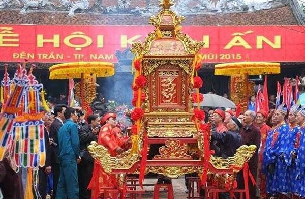 Ngăn chặn và xử lý nghiêm các vi phạm trong tổ chức lễ hội - Anh 2