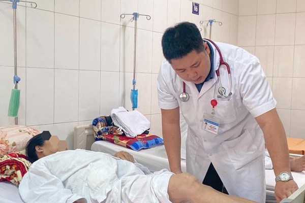 Nữ giới mắc bệnh suy giãn tĩnh mạch chi dưới chiếm 70% so với nam - Anh 1