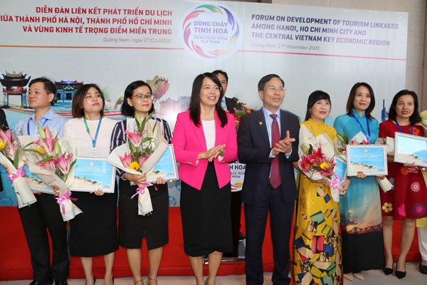 Kết nối du lịch 3 miền đất nước, xây dựng thị trường nội địa sôi động, bền vững - Anh 3