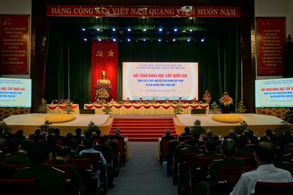 Đồng chí Lê Đức Anh với cách mạng Việt Nam và quê hương Thừa Thiên Huế - Anh 3