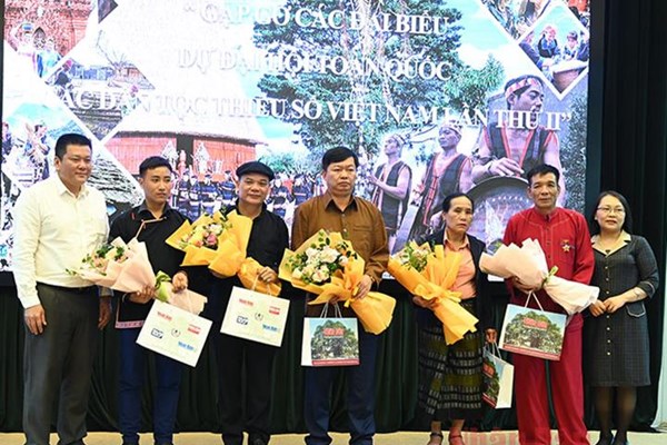 Đại biểu DTTS tham dự nhiều hoạt động trước thềm Đại hội Đại biểu toàn quốc các DTTS Việt Nam - Anh 2