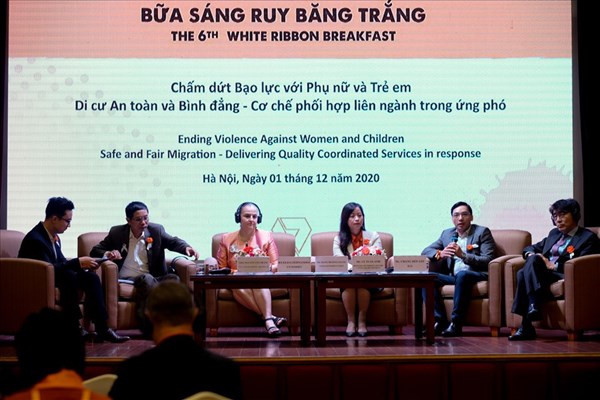 “Bữa sáng Ruy Băng Trắng”: Giải pháp truyền thông xoá bỏ bạo lực đối với phụ nữ - Anh 1