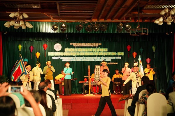 Phố cổ Hội An kỷ niệm 21 năm ngày được công nhận Di sản văn hóa thế giới - Anh 5