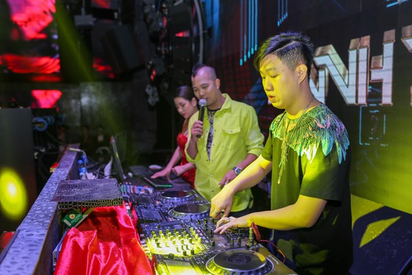 HLV Hiếu Phan nể thí sinh vừa chơi DJ vừa hát nhưng vẫn không chọn - Anh 3