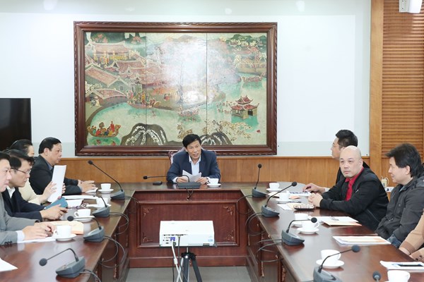 Bộ trưởng Nguyễn Ngọc Thiện gặp gỡ đoàn đại biểu Bộ VHTTDL dự Đại hội Thi đua yêu  nước toàn quốc - Anh 3