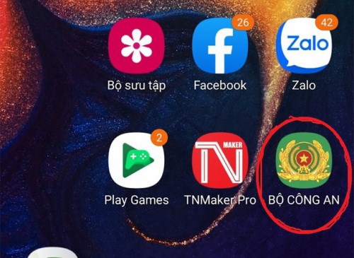 Dính bẫy lừa đảo cài phần mềm có logo công an: Một nữ giáo viên mất 1 tỉ đồng - Anh 1