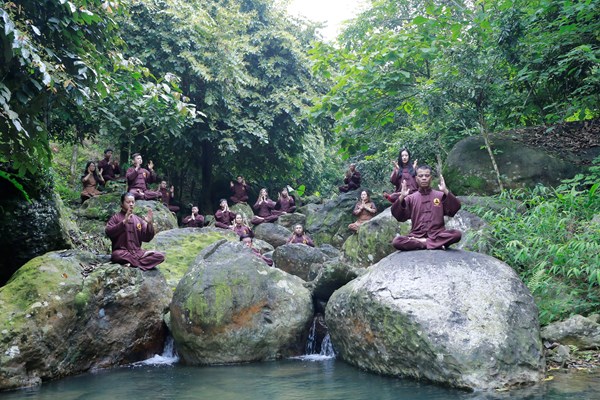 Lễ đặt đá xây dựng quần thể không gian thiền sư Việt - Anh 4