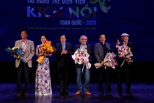 Cuộc thi Tài năng trẻ diễn viên kịch nói toàn quốc - 2020: Có tìm được những triển vọng mới? - Anh 1