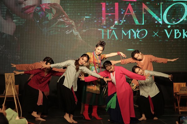 Xẩm kết hợp cùng Rap và EDM: Lay động khán giả trẻ - Anh 2