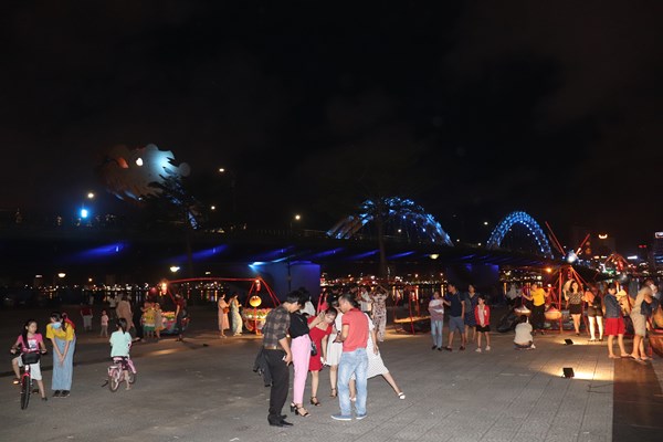 Phát triển kinh tế ban đêm tại Đà Nẵng: Có sẵn tiềm năng, chỉ cần khai thác hiệu quả - Anh 3