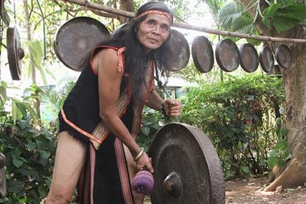 Nghệ nhân ưu tú A Biu -