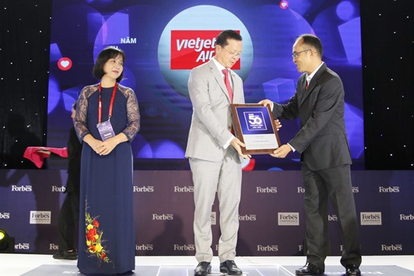 Vietjet, Viettel, Vinamilk...vào top 50 Thương hiệu dẫn đầu 2020 do Forbes bình chọn - Anh 1