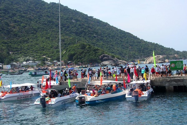 Phát triển du lịch đảo vùng ven bờ biển Việt Nam (Bài cuối): Xây dựng sản phẩm đặc thù theo vùng - Anh 1