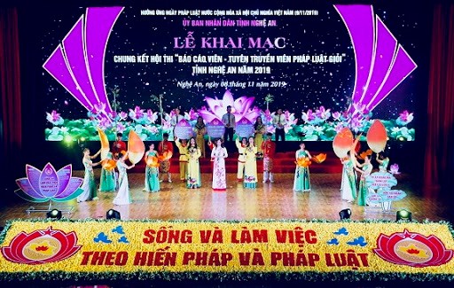 Tăng cường phổ biến, giáo dục pháp luật trong ngành VHTTDL: Thực hiện đồng bộ, thống nhất và thường xuyên - Anh 1