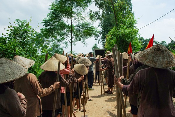 Ra mắt bộ phim 