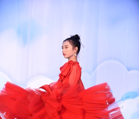 Hấp dẫn show diễn Dance Of The Clouds Fashion Show - Anh 4