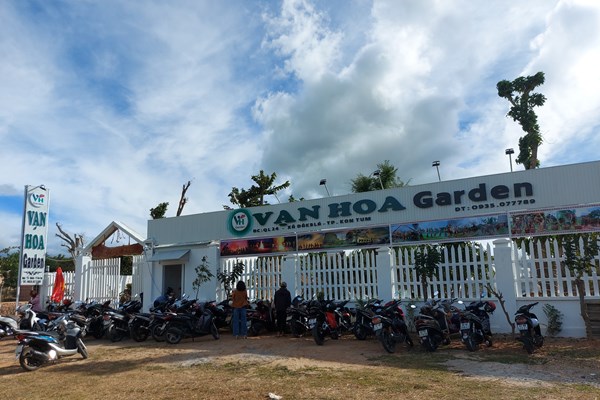 Vạn Hoa Garden TP Kon Tum (Kon Tum): Không có giấy phép nhưng vẫn kinh doanh du lịch? - Anh 1