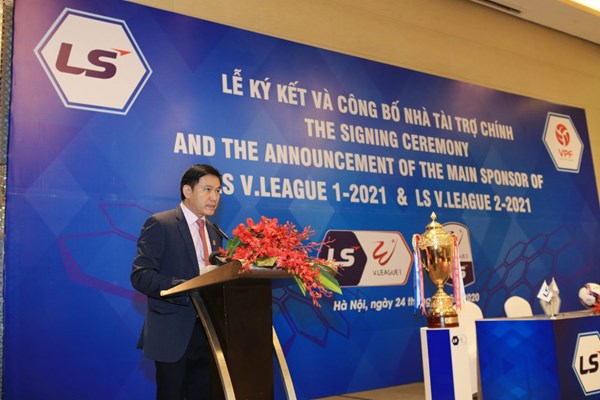 V.League “thở phào” vì có nhà tài trợ trong 3 năm - Anh 1
