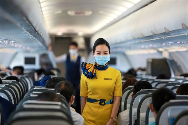 Hãng hàng không lữ hành đầu tiên chính thức ra mắt - Anh 3