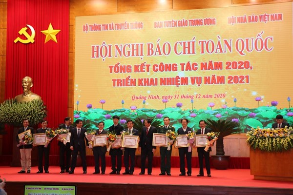 Hội nghị Báo chí toàn quốc tổng kết công tác năm 2020: Báo chí là vũ khí tư tưởng sắc bén của Đảng - Anh 4