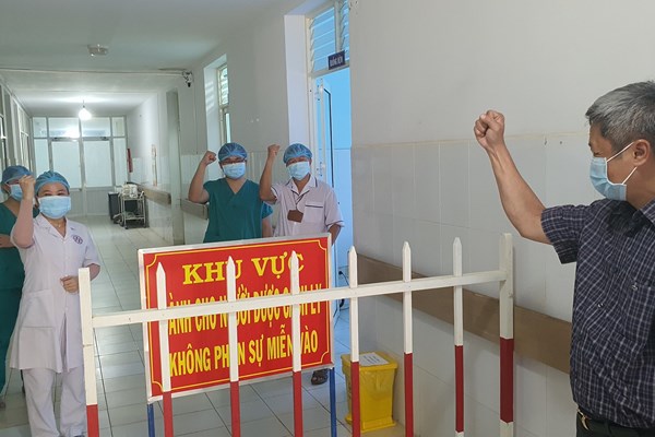 Việt Nam thành công trong phòng, chống dịch Covid-19 là sự kiện nổi bật nhất của ngành Y tế - Anh 1