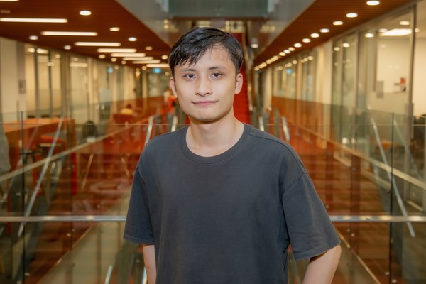Sinh viên dùng công nghệ học máy để giải mã chữ bác sĩ - Anh 1