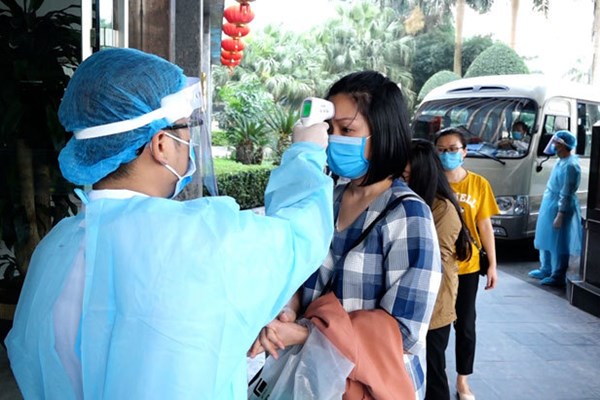 Rà soát các quy trình cách ly tập trung, bàn giao người kết thúc cách ly - Anh 1