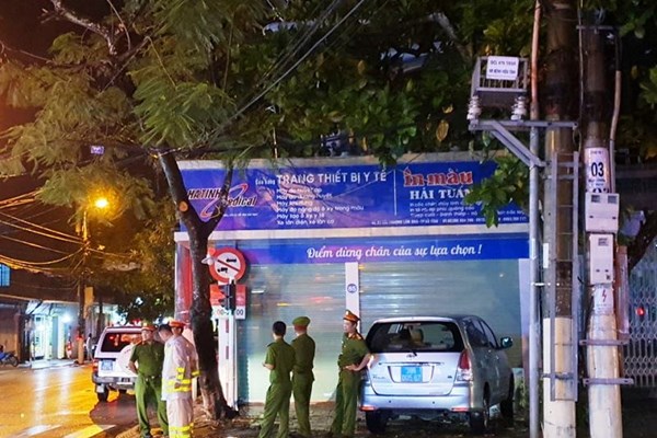 Vụ nâng khống thiết bị y tế ở Hà Tĩnh: Thay đổi tội danh, khởi tố nhiều giám đốc bệnh viện - Anh 2