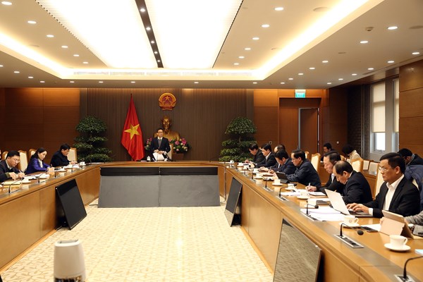 Phó Thủ tướng Vũ Đức Đam: “Nơi nào thực hiện không đúng, Bộ Y tế có văn bản kiến nghị để xử lý” - Anh 1