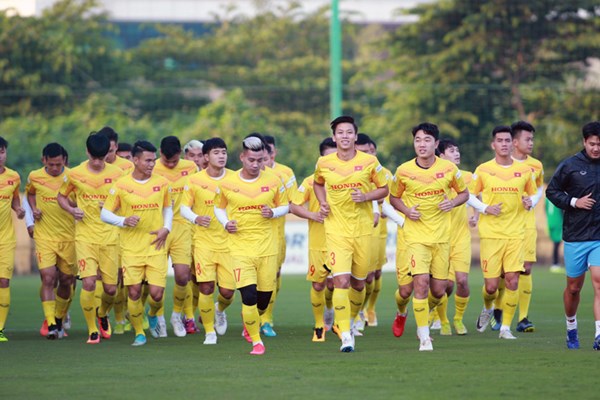 AFC chốt lịch thi đấu vòng loại World Cup 2022: Nhẹ gánh nỗi lo - Anh 1