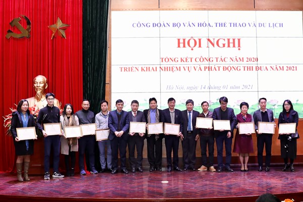 Hội nghị Tổng kết công tác năm 2020 triển khai nhiệm vụ năm 2021 của Công đoàn Bộ VHTTDL - Anh 4